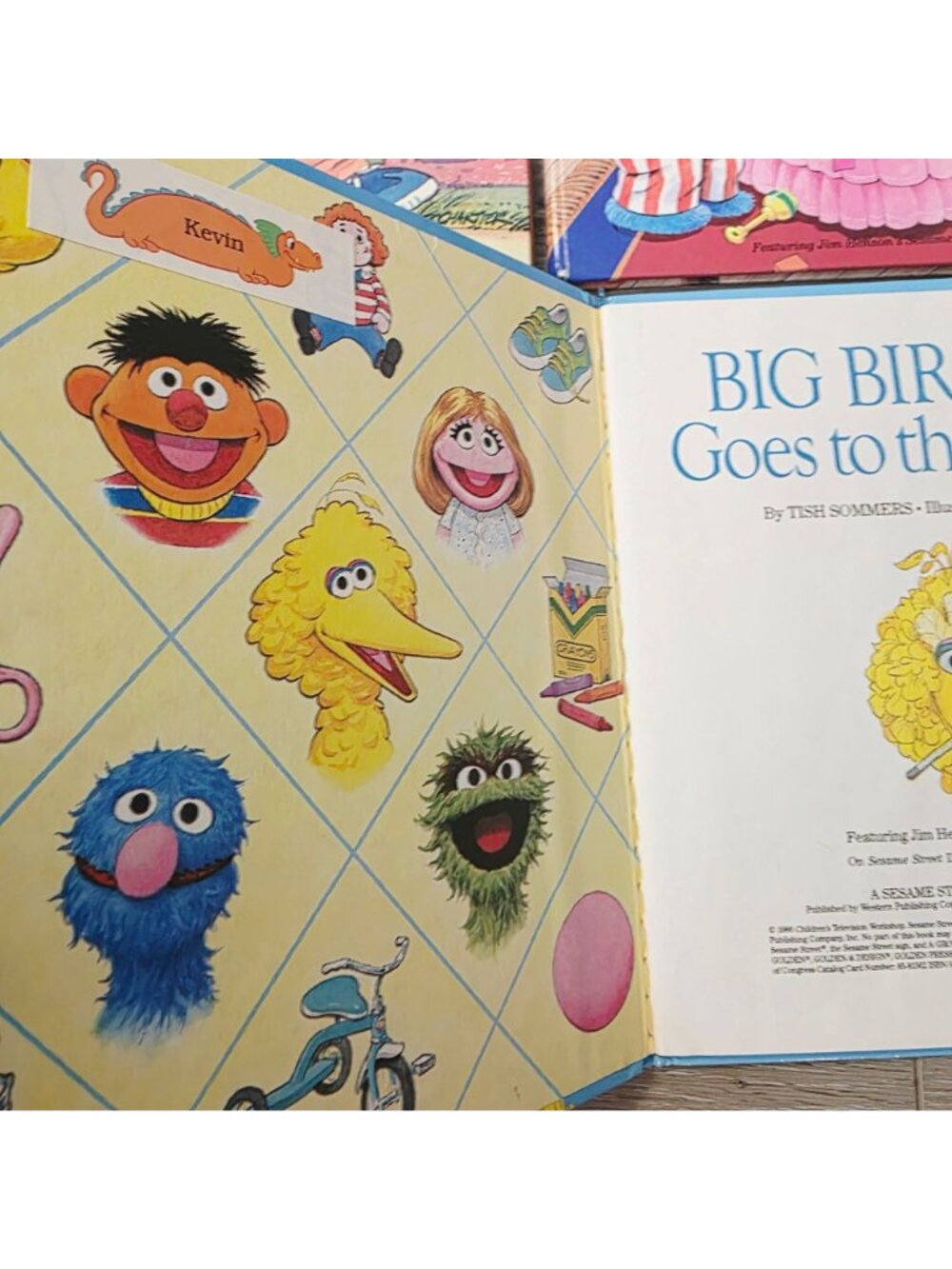 8 Vtg Golden Books HC PB Mix Sesame Street Books Christmas Grover Grouch Herry - Picture 6 of 16